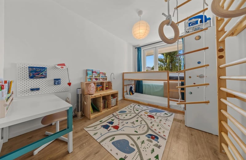 Аренда просторной 4-комнатной квартиры 88 м² в районе Карлова Вес, Братислава, Словакия